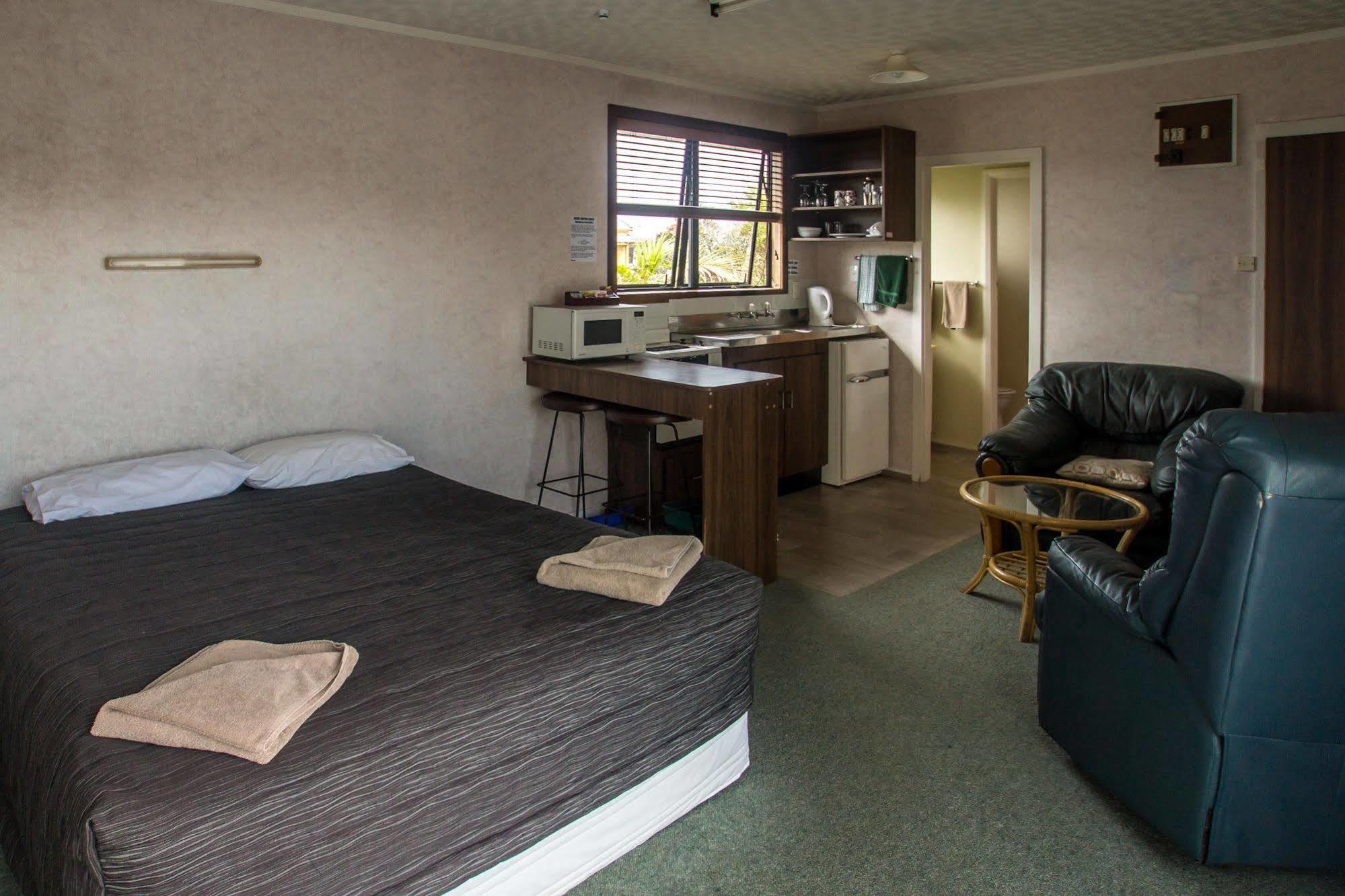 แอสคอต มอเตอร์ ลอดจ์ Motel เวสต์พอร์ต ภายนอก รูปภาพ